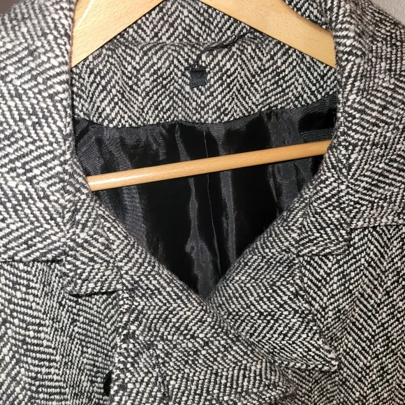 Kismet Herringbone Tweed Pea Coat - Picture 4 of 14